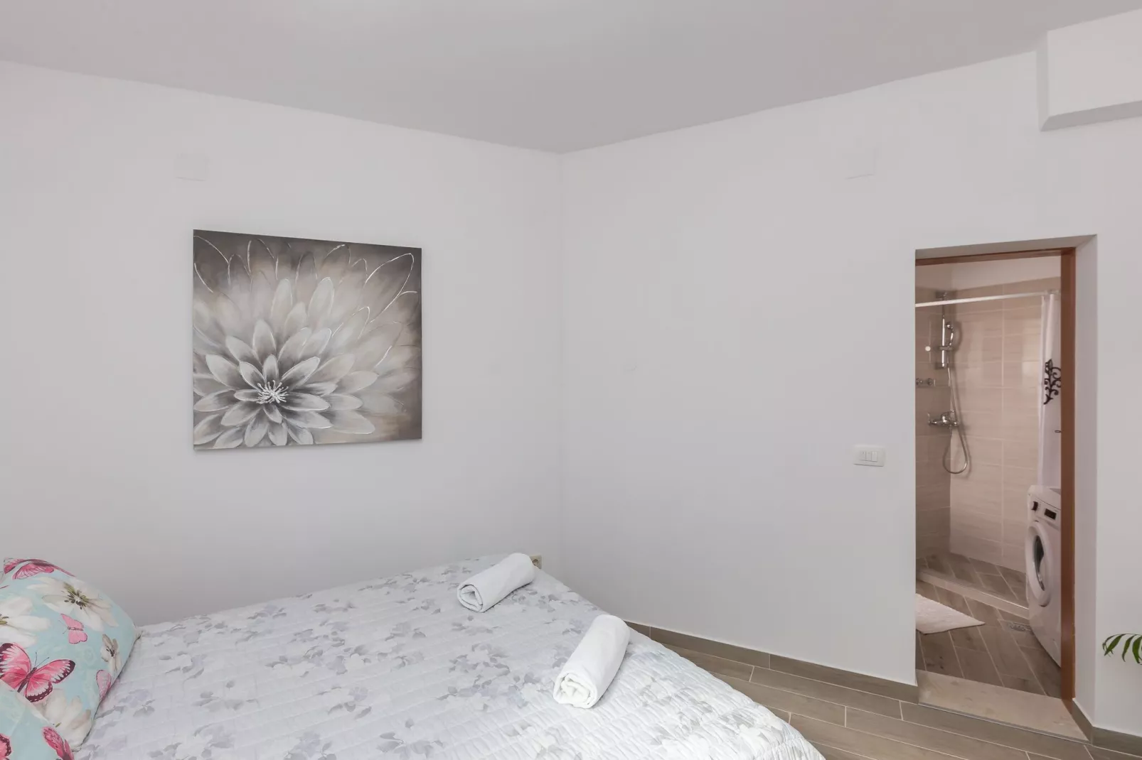 Apartments Blažević - One Bedroom Apt with Terrace-Slaapkamer