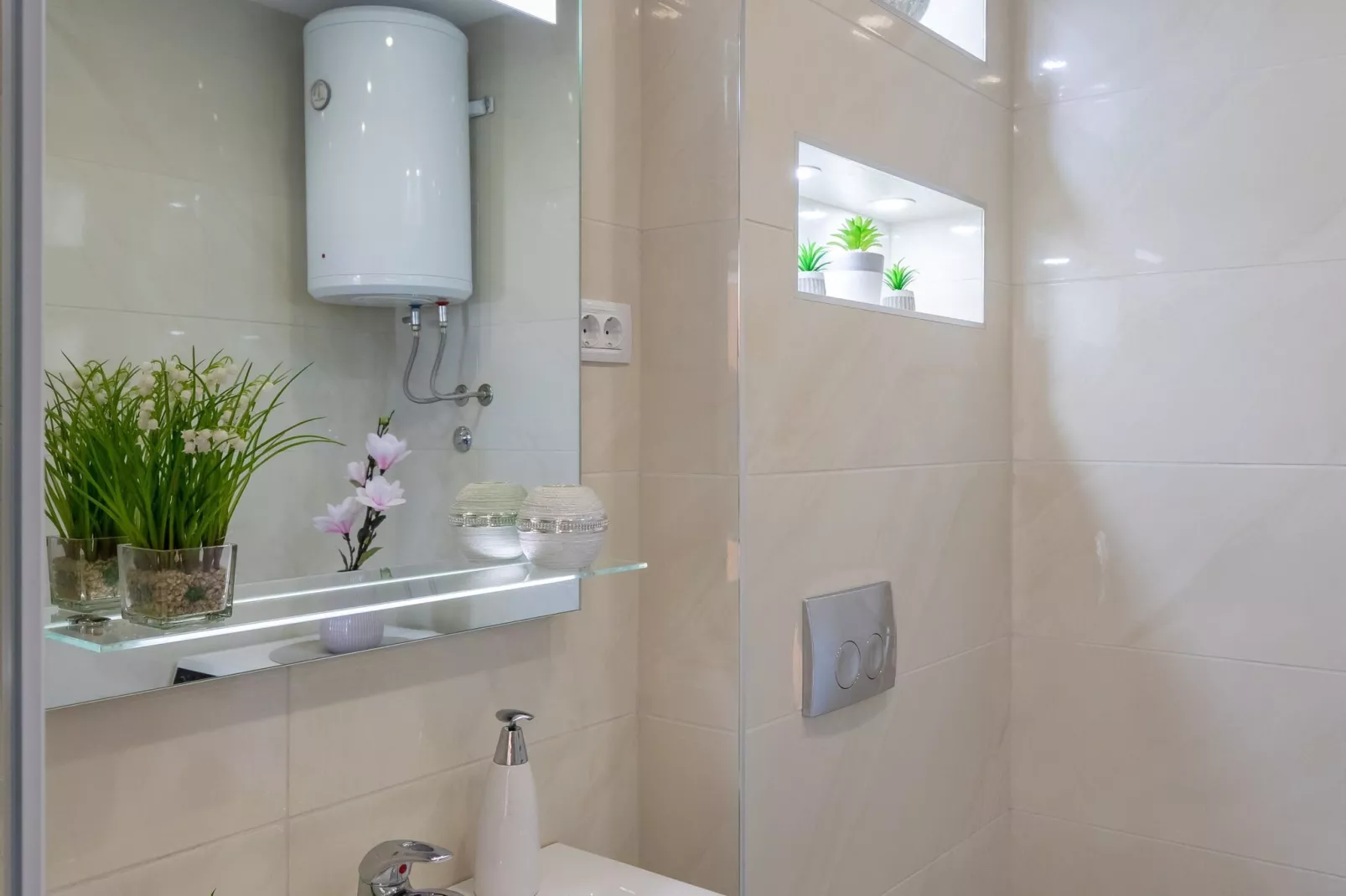 Apartments Blažević - Two Bedroom Apt with  Hot Tub-Badkamer