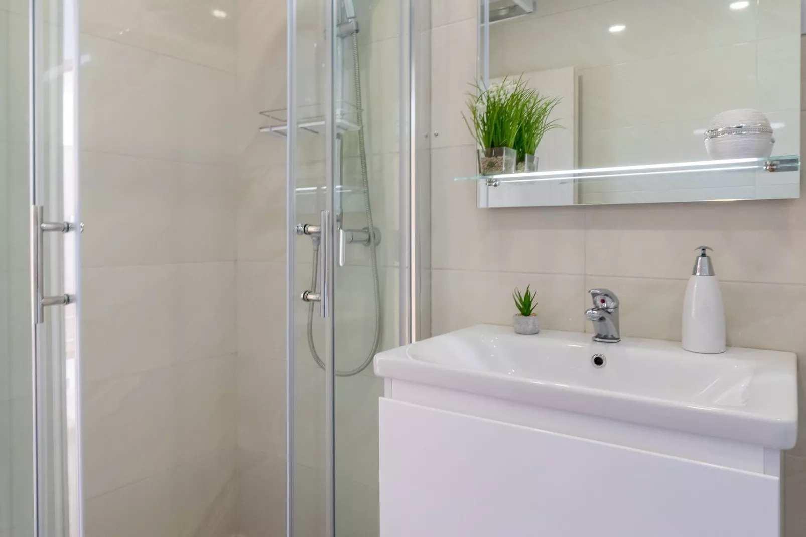 Apartments Blažević - Two Bedroom Apt with  Hot Tub-Badkamer
