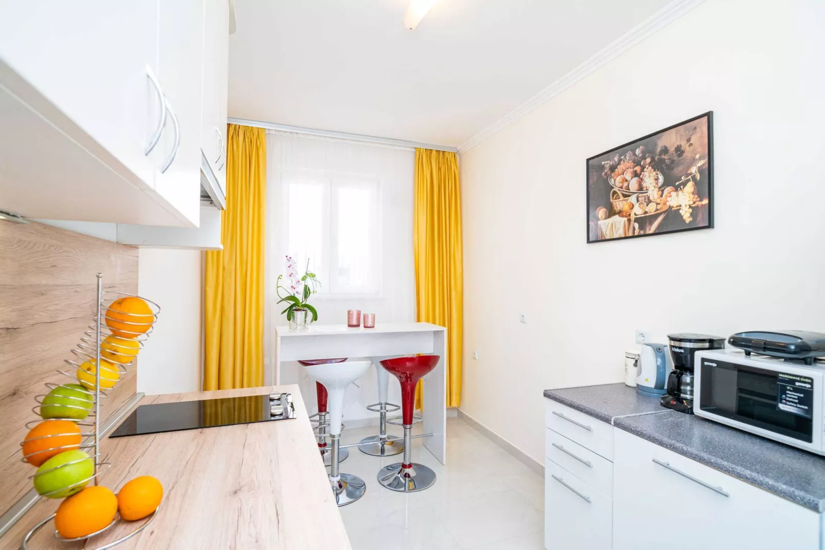 Apartments Blažević - Comfort Two Bedroom Apt with Hot Tub and Sea View-Keuken
