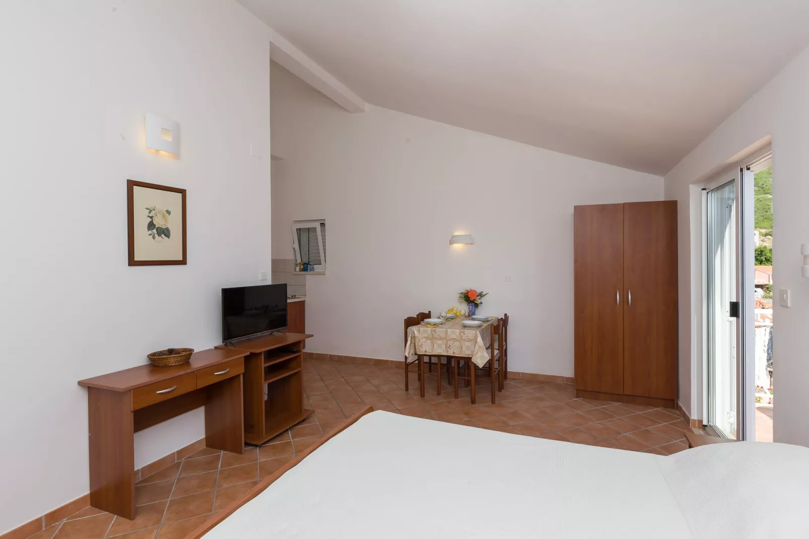 Villa Dubravka - Premium One Bedroom Apartment with Balcony and Sea View (Apartman 5)-Woonkamer