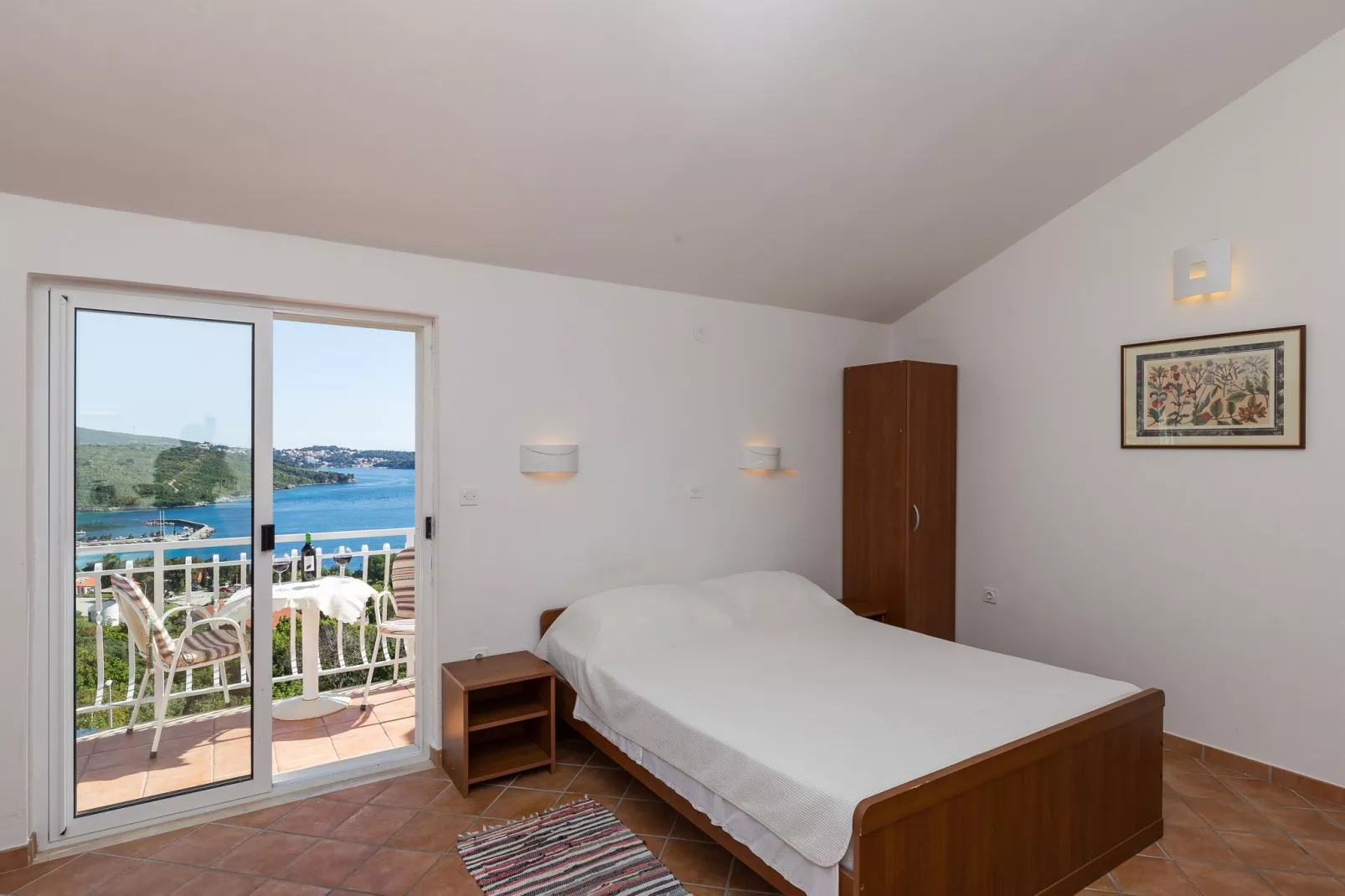 Villa Dubravka - Premium One Bedroom Apartment with Balcony and Sea View (Apartman 5)-Slaapkamer