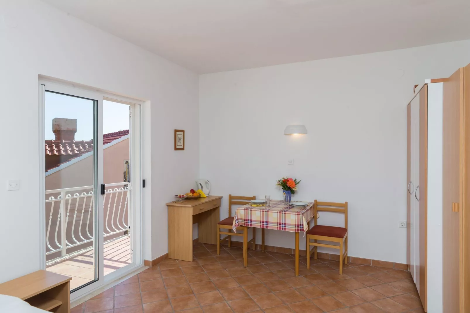 Villa Dubravka - Superior One Bedroom Apartment with Balcony and Sea View (Apartman 6)-Slaapkamer