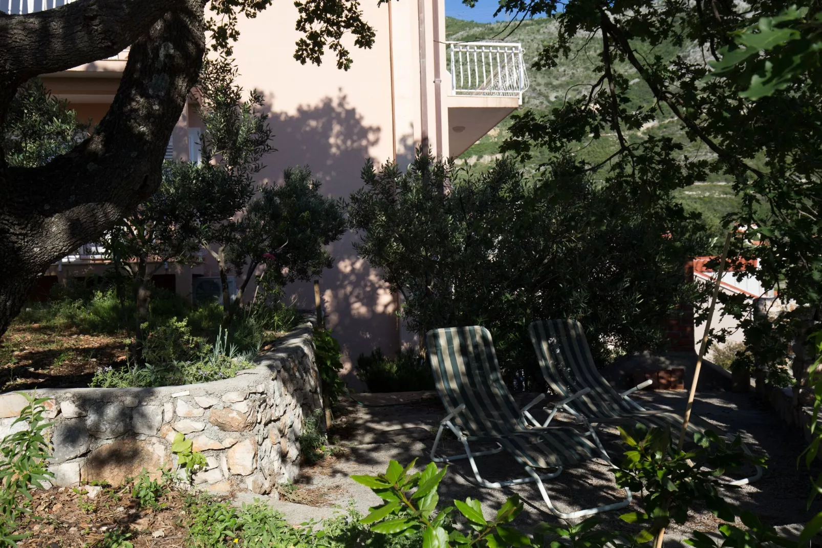 Villa Dubravka - Superior One Bedroom Apartment with Balcony and Sea View (Apartman 6)-Buitenlucht