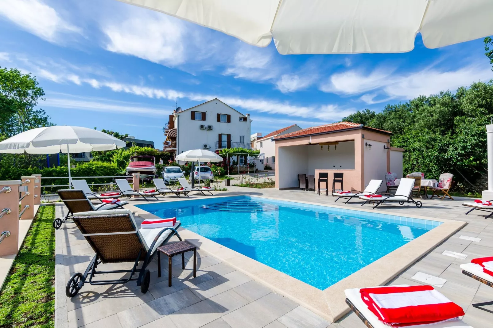 Apartments Mali Paradiso - One Bedroom Apartment with Terrace and Pool View(A3)-Zwembad