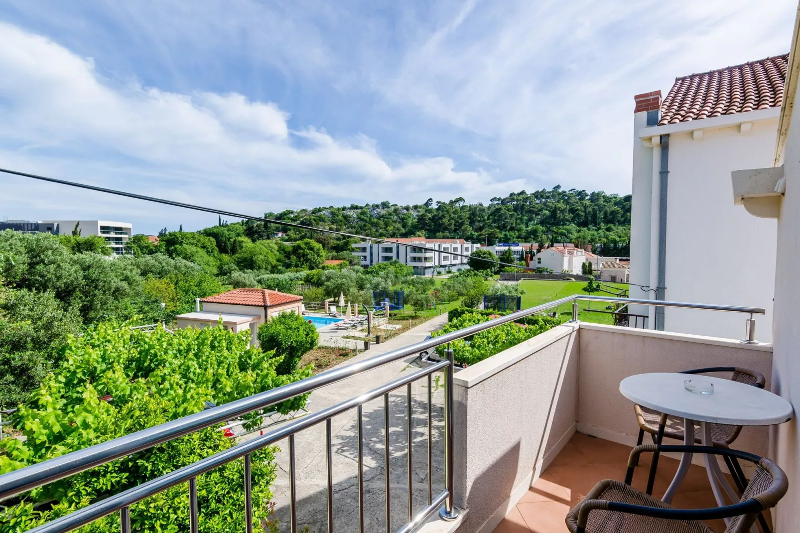 Apartments Mali Paradiso - Two Bedroom Apartment with Balcony and Pool View (A4)-Terrasbalkon