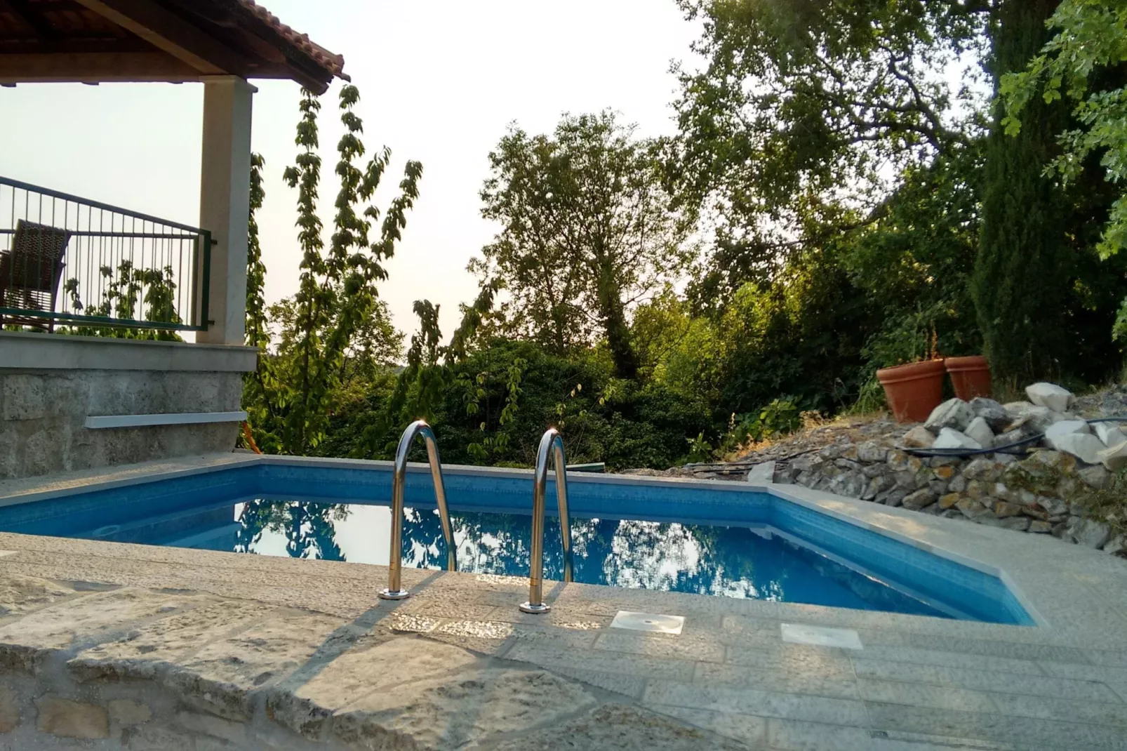Villa Skylight - Two Bedroom Villa & Studio with Private Swimming Pool, Garden and Sea View-Zwembad
