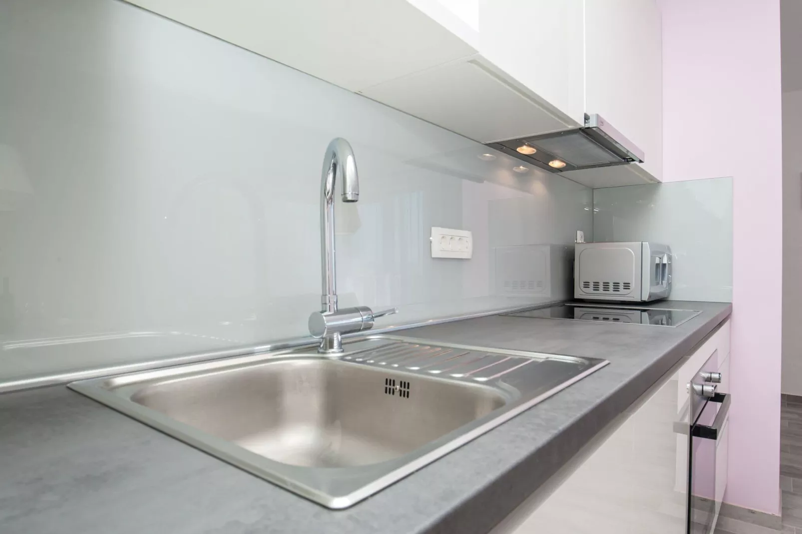 Apartments Dva Galeba - Standard One Bedroom Apartment with Partial Sea View (106)-Keuken