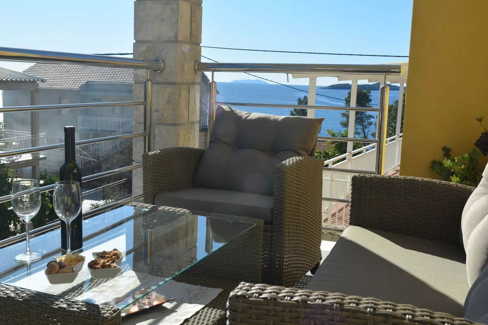 Fancy Apartments Dream - Deluxe One Bedroom Apartment with Balcony and Sea View ( 4 )