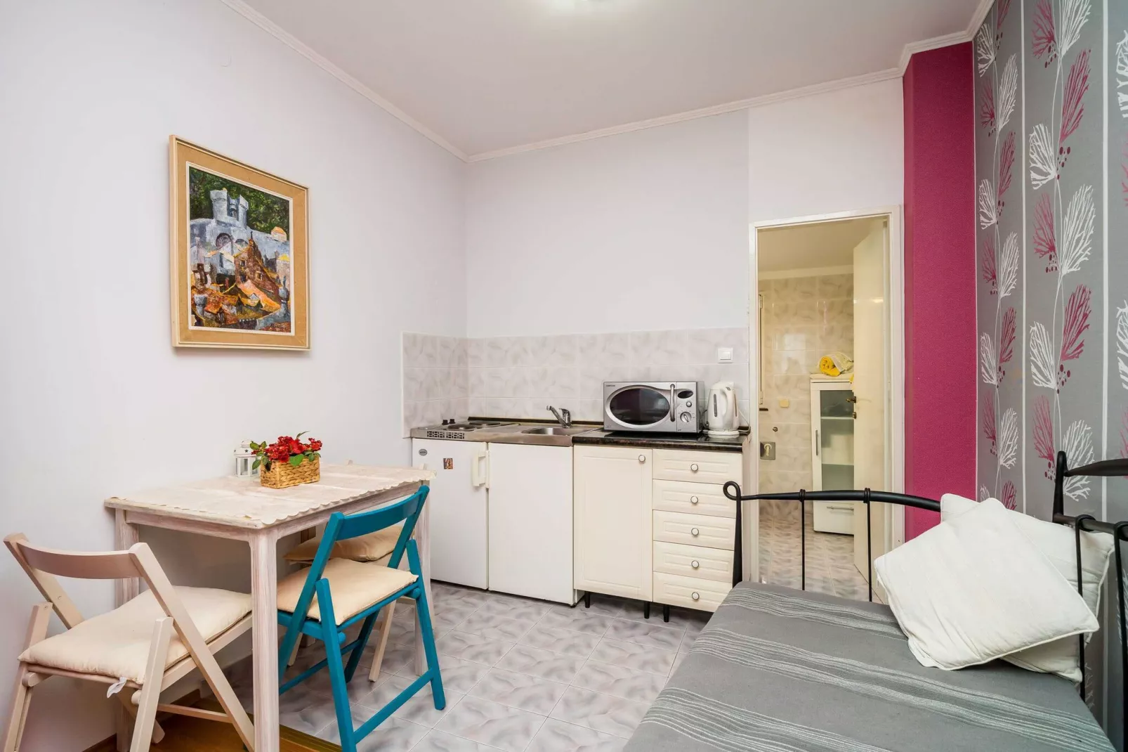 Apartment Villa Palma- Studio Apartment with Balcony and Sea View (Studio apartman 1)-Keuken