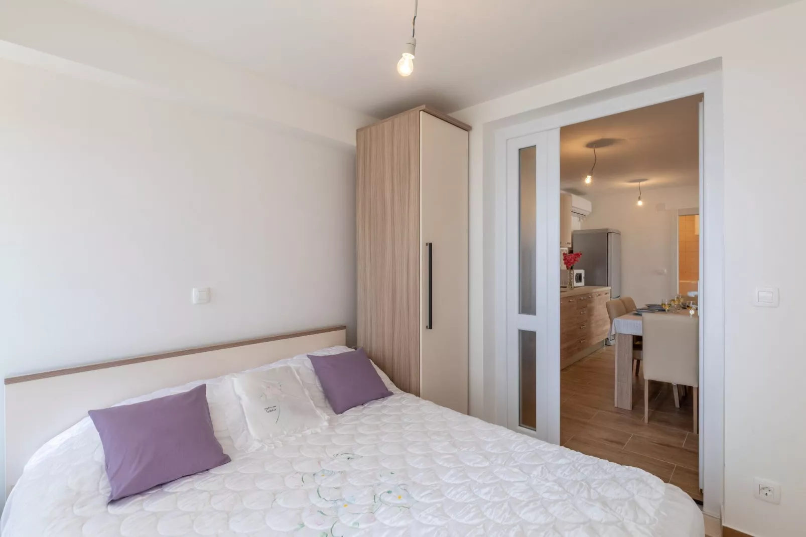 Apartment Nike - Two-Bedroom Apartment with Terrace-Slaapkamer