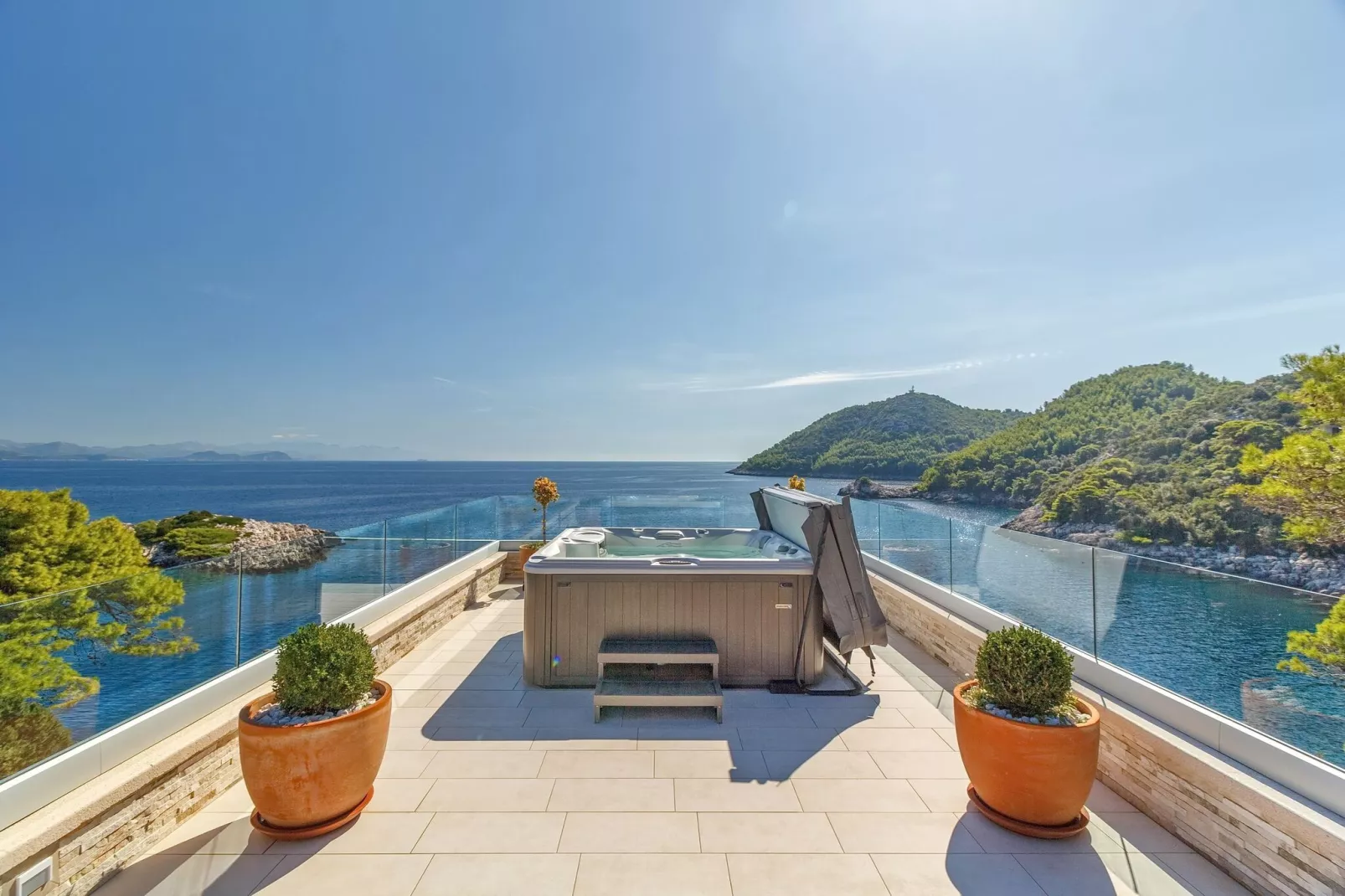 Villa Mirosa-Double Room with Forest View ( 7 )-Uitzicht