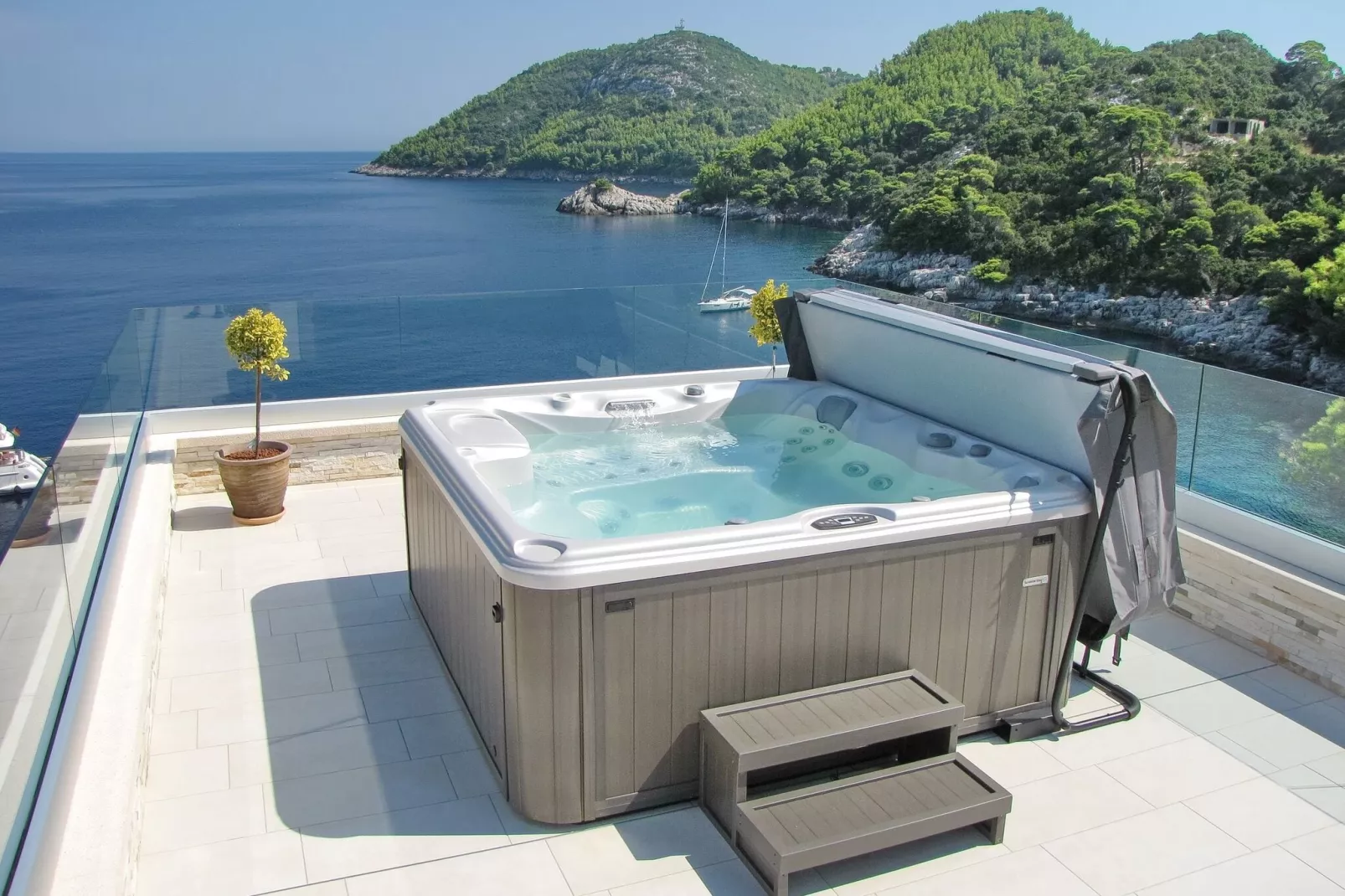 Villa Mirosa-Superior triple Room with Balcony and Sea View ( 8 )-Spa