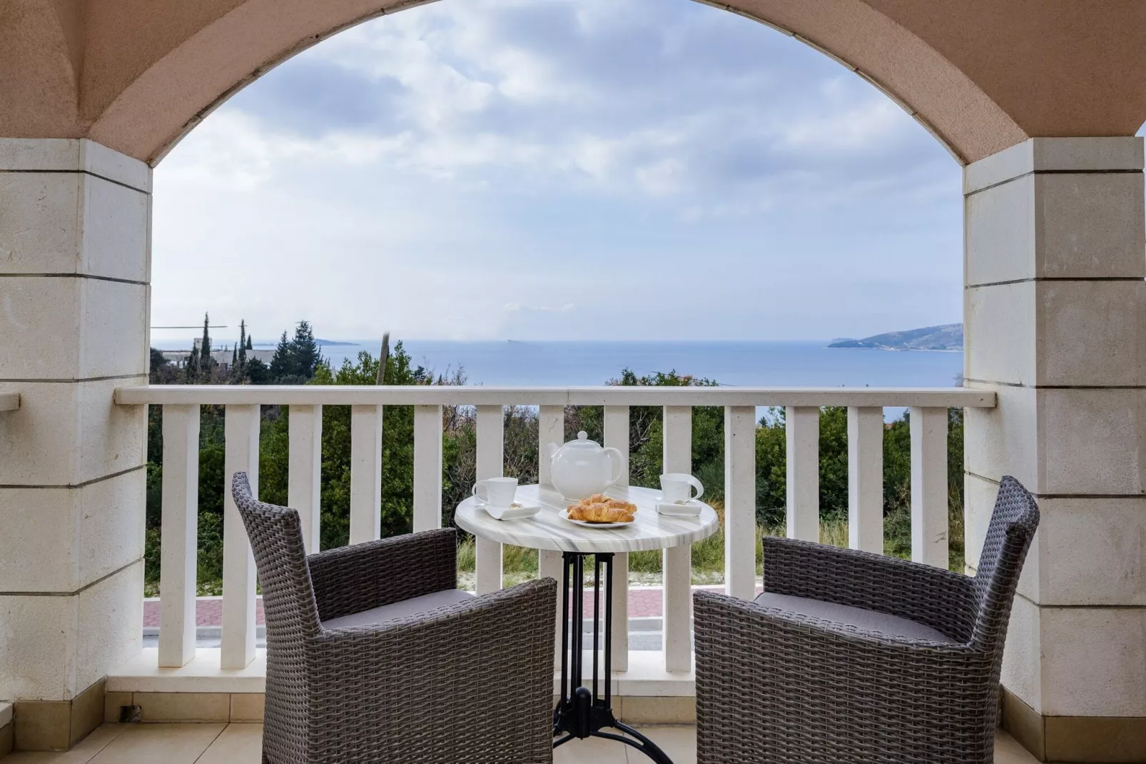 Apartments Maris-Superior One Bedroom Apartment  with Terrace and Sea view-Terras