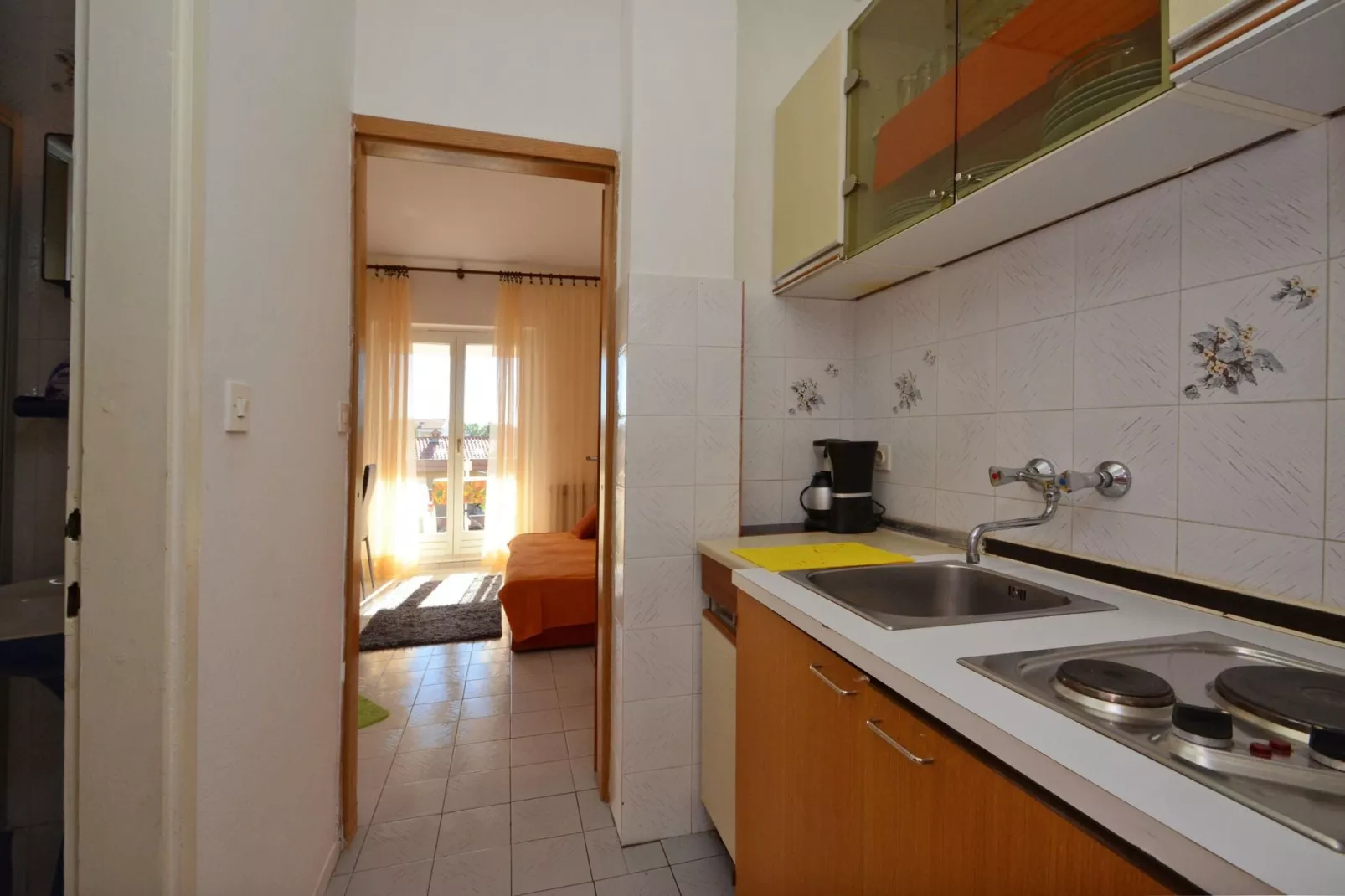 LaidBack Apartments - Comfort One Bedroom Apartment with Balcony and Sea View (Green)-Keuken