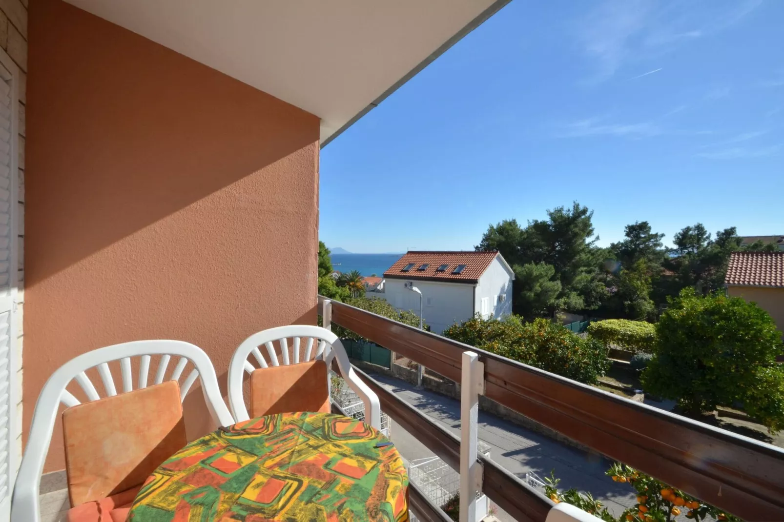 LaidBack Apartments - Comfort One Bedroom Apartment with Balcony and Sea View (Green)-Uitzicht