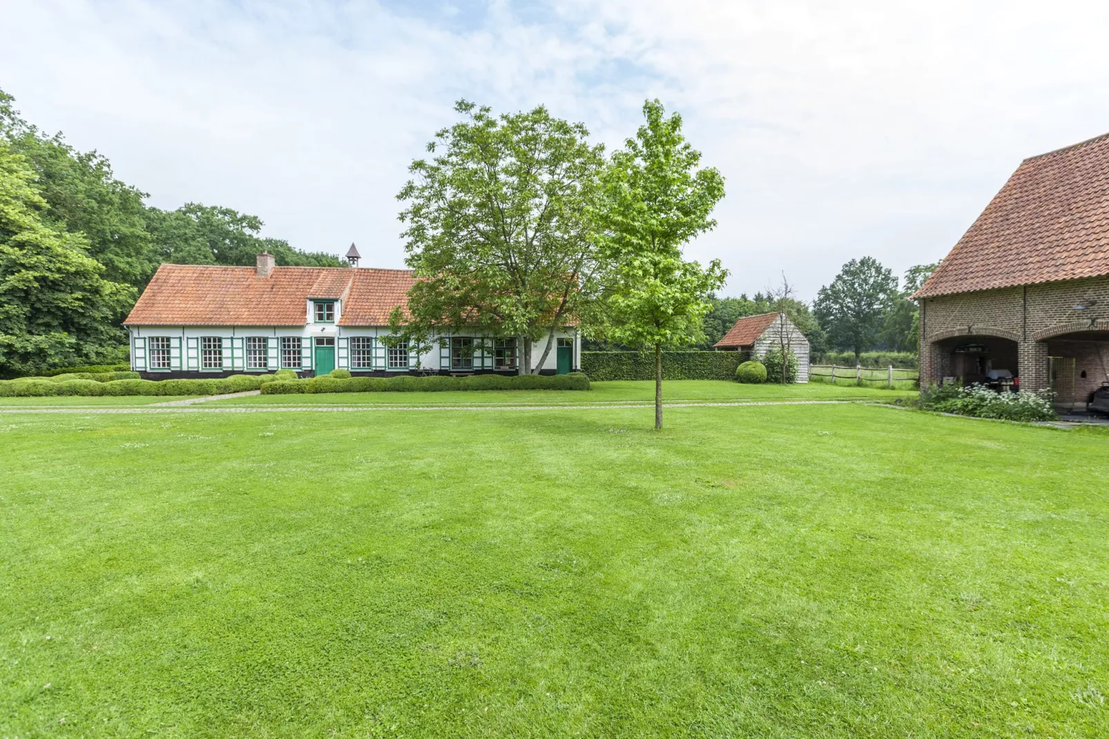 Stalvleugel-Uitzicht zomer