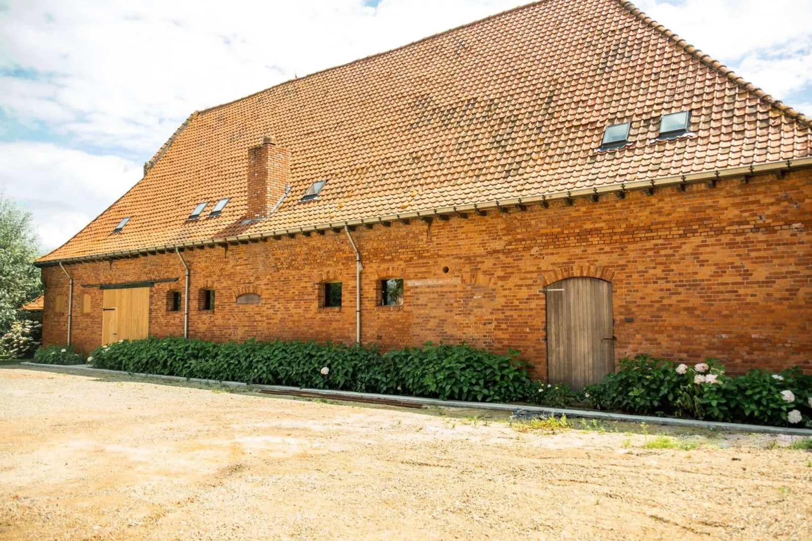 Hoeve 1919-Buitenkant zomer