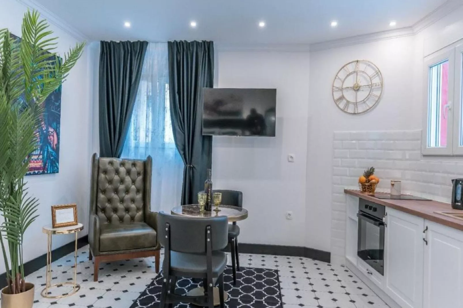 Apartment Art Split Center  - Deluxe Studio Apartment A1-Eetkamer