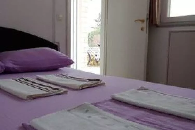 Apartment Mijatovic -  One Bedroom Apartment with Terrace-Slaapkamer