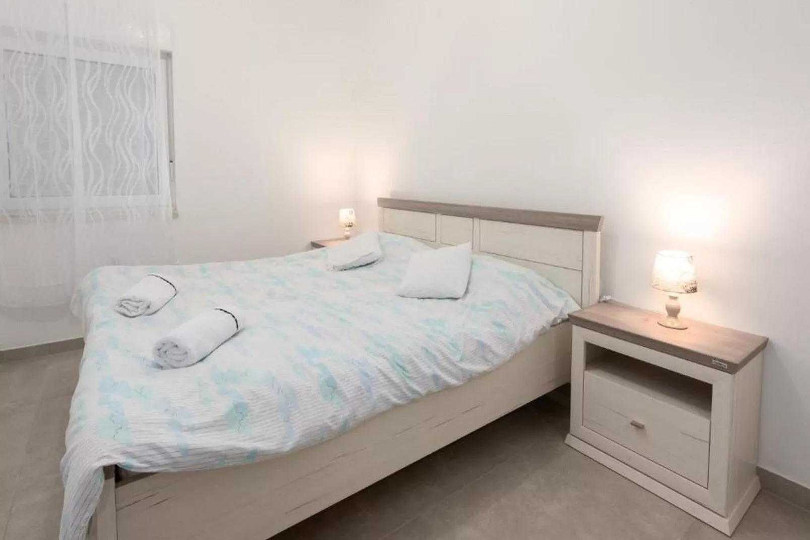 Apartments Bella Vista - Two Bedroom Apartment (Vir 2)-Slaapkamer