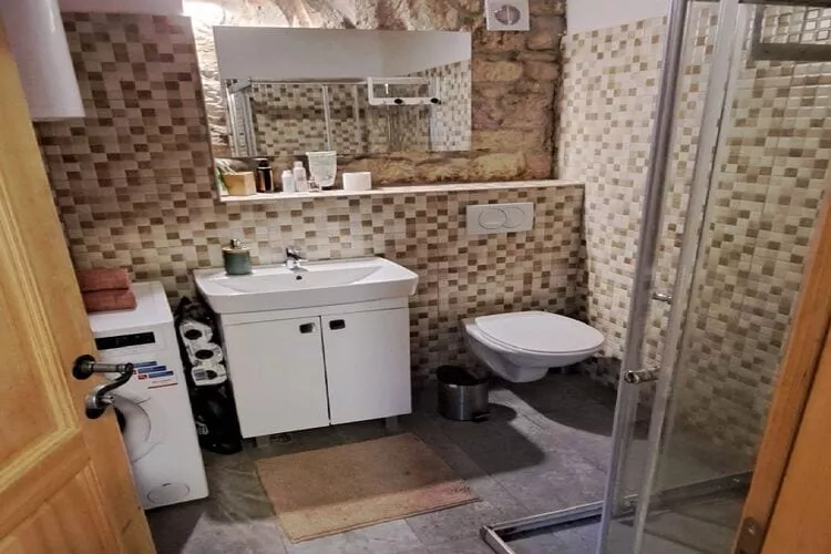 Agroturizam Podastrana - Two Bedroom Apartment-Badkamer