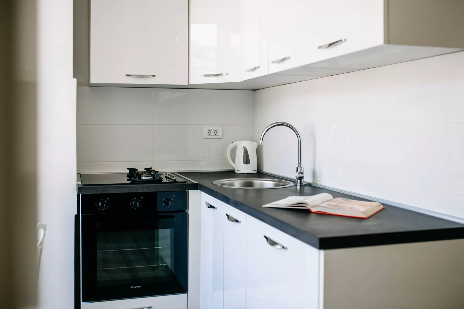 Apartment Wanda - Two Bedroom Apartment with City View-Keuken