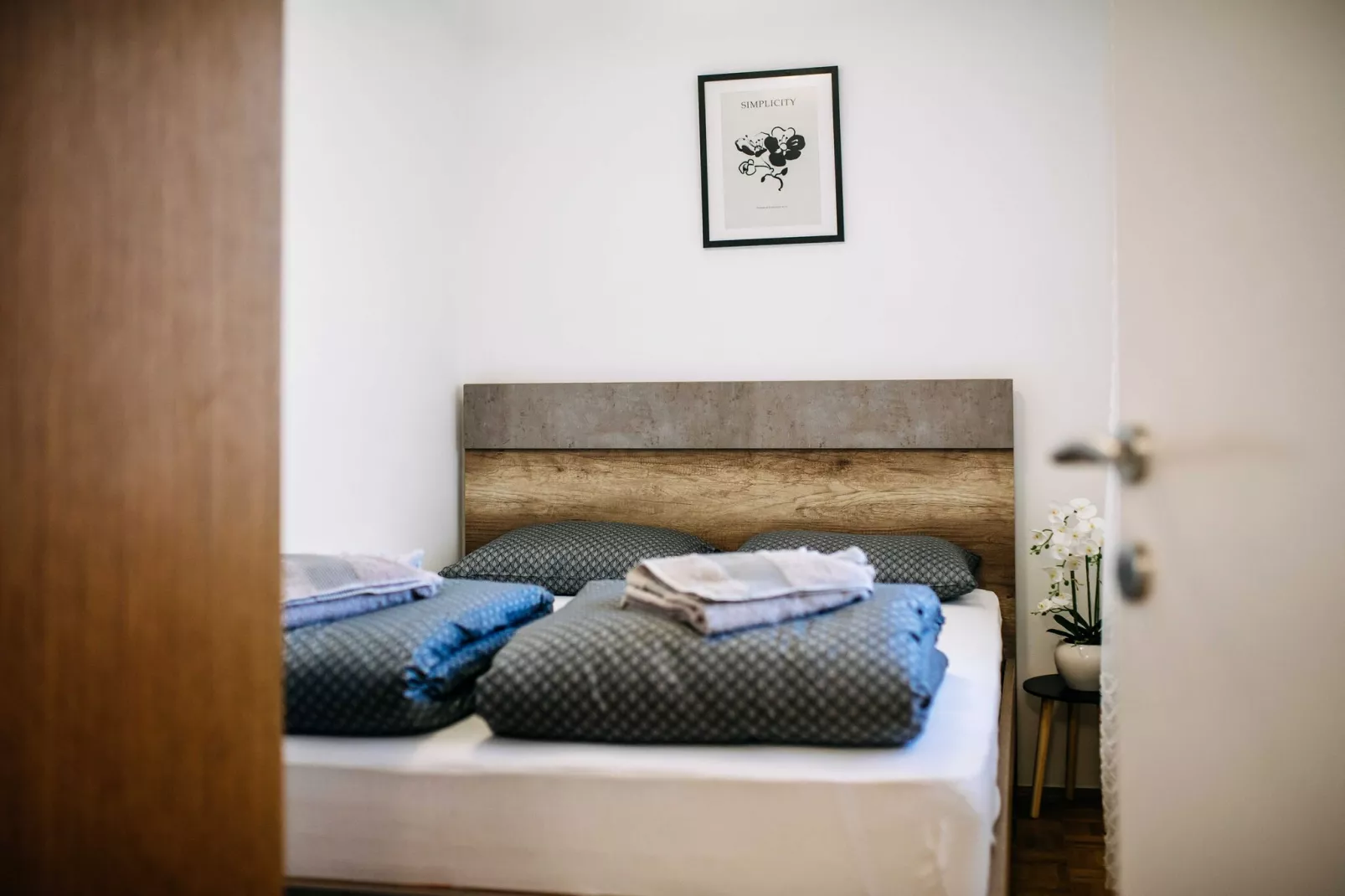 Apartment Wanda - Two Bedroom Apartment with City View-Slaapkamer