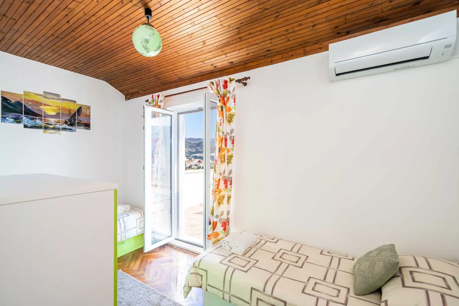Apartment Dorica - One Bedroom Apartment with Terrace-Slaapkamer