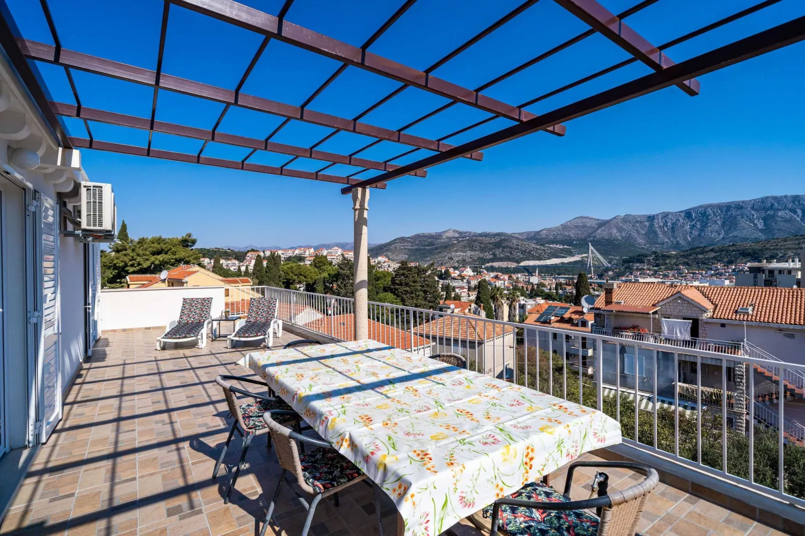 Apartment Dorica - One Bedroom Apartment with Terrace-Terras