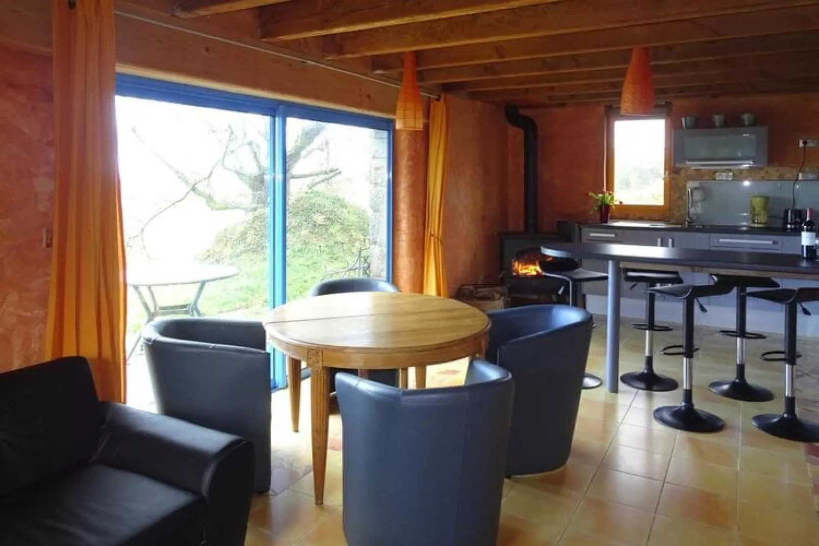 Holiday home, Trédrez-Locquémeau-Grand gîte-Woonkamer