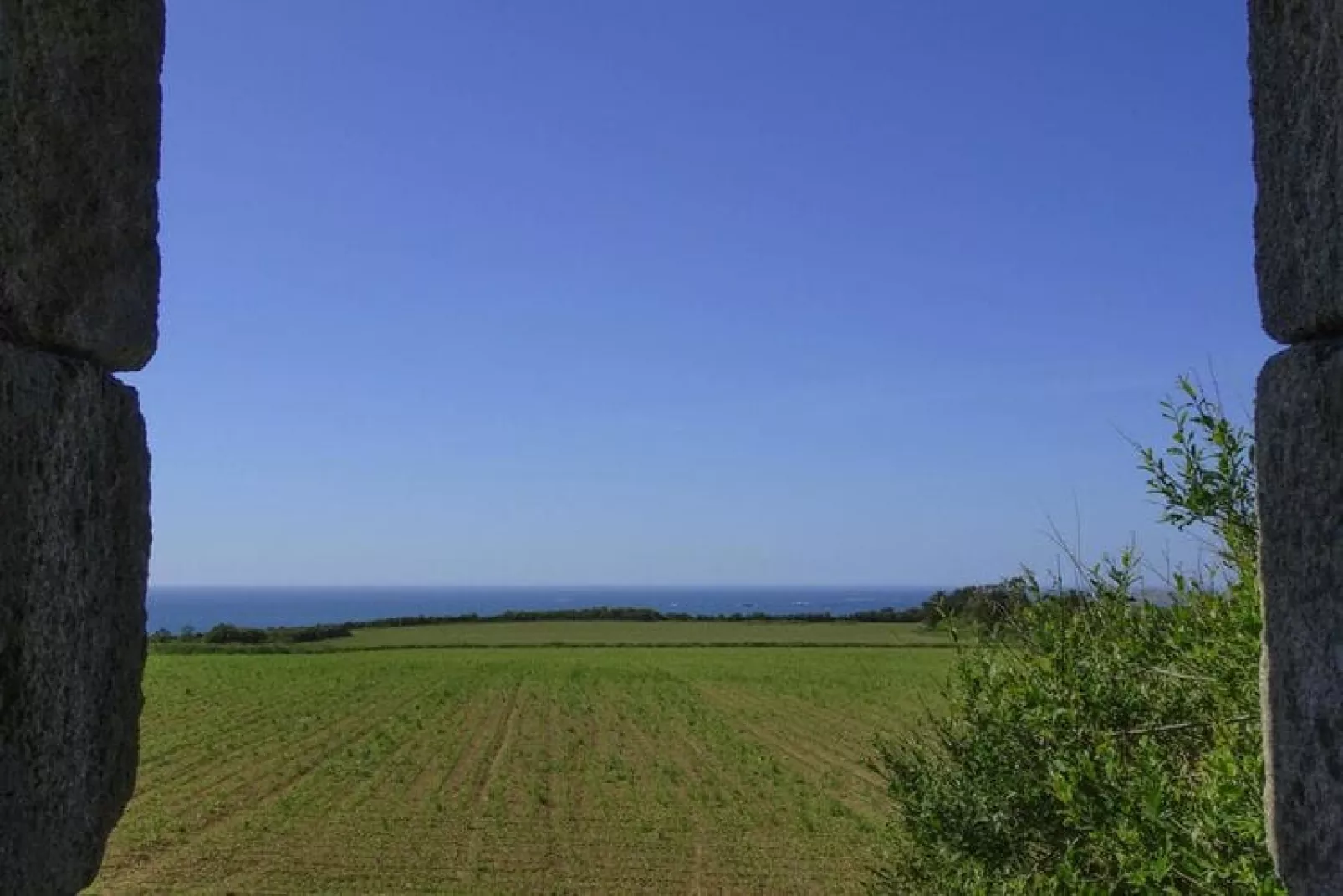 Holiday home, Trédrez-Locquémeau-Grand gîte-Uitzicht zomer