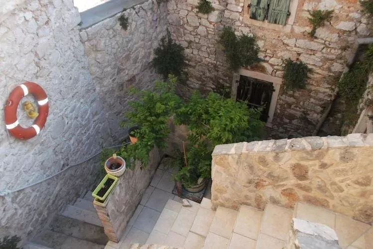 Apartments Sunce - One Bedroom Apartment with Sea View and Terrace (PLAVI)