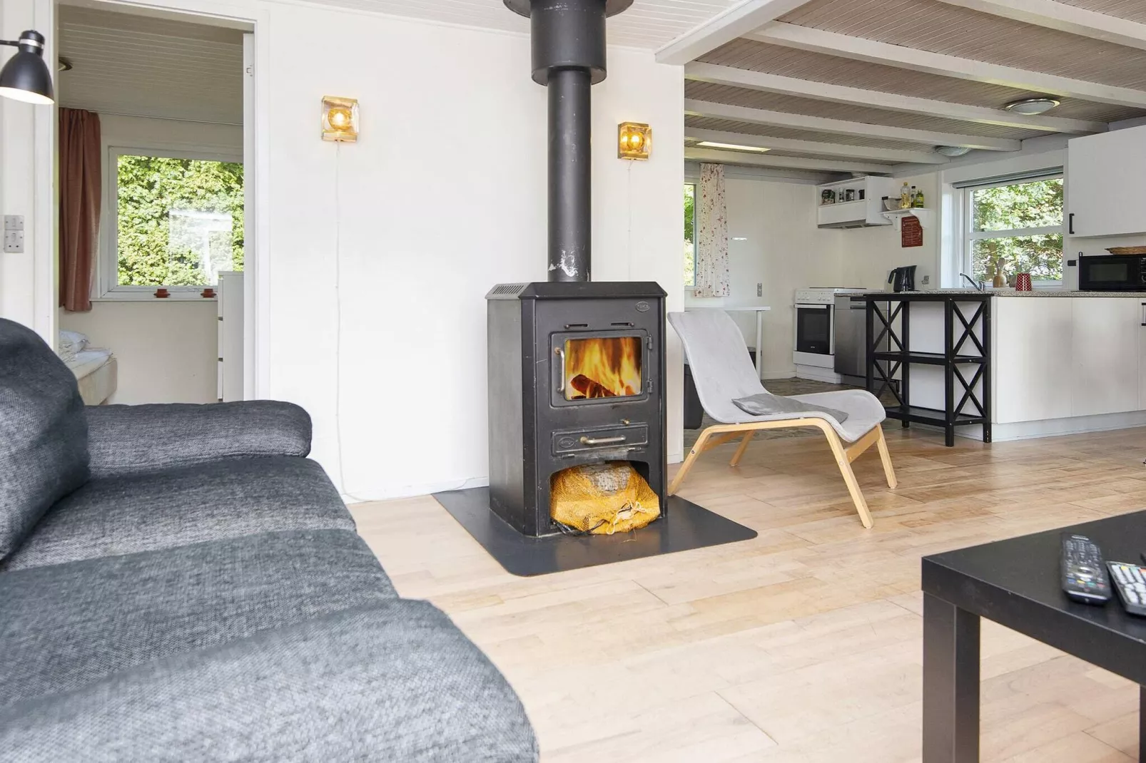 Rustig toevluchtsoord met spa and tuin-By Traum-Binnen