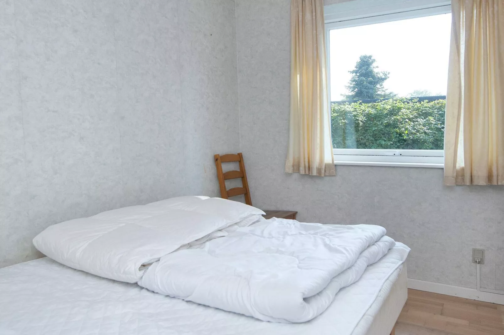 Rustig toevluchtsoord met spa and tuin-By Traum-Binnen