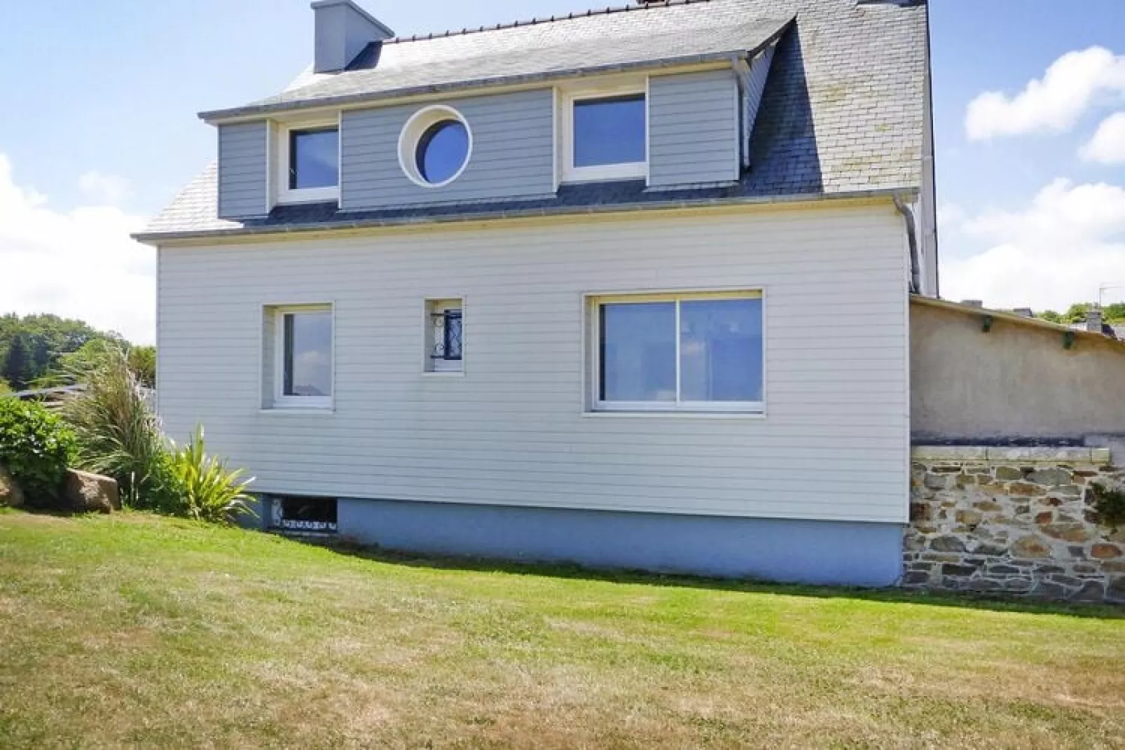 Cottage, Perros Guirec-Buitenkant zomer