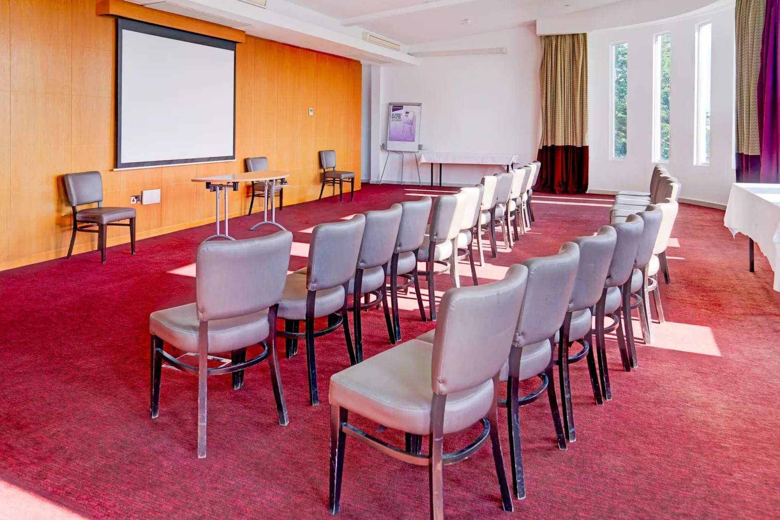 Belvilla Crewe City Centre Hotel - Lifestyle-Recreatieruimte