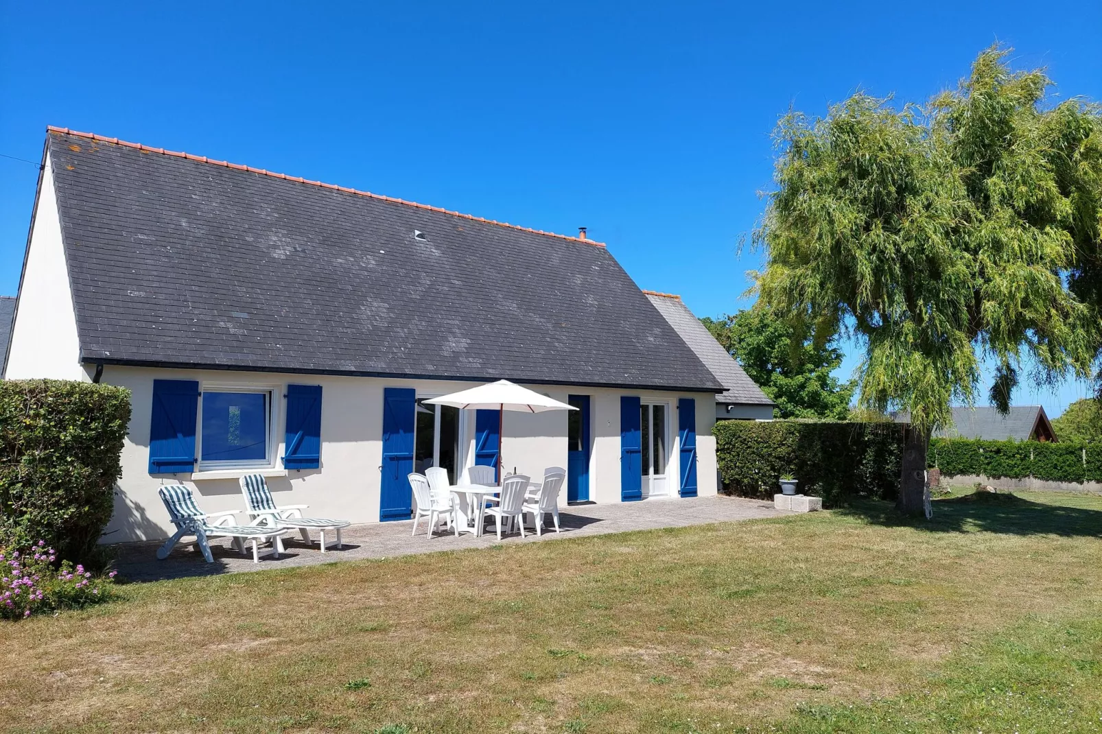 Ebenerdiges Ferienhaus in Strandnähe Santec