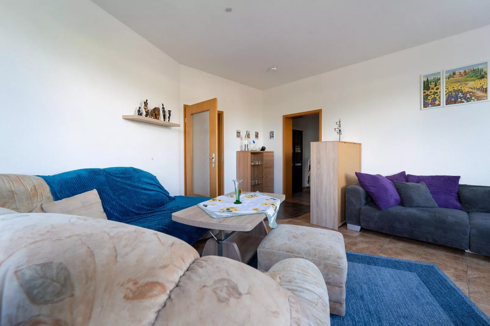 Ferienwohnung Petersberg-Woonkamer