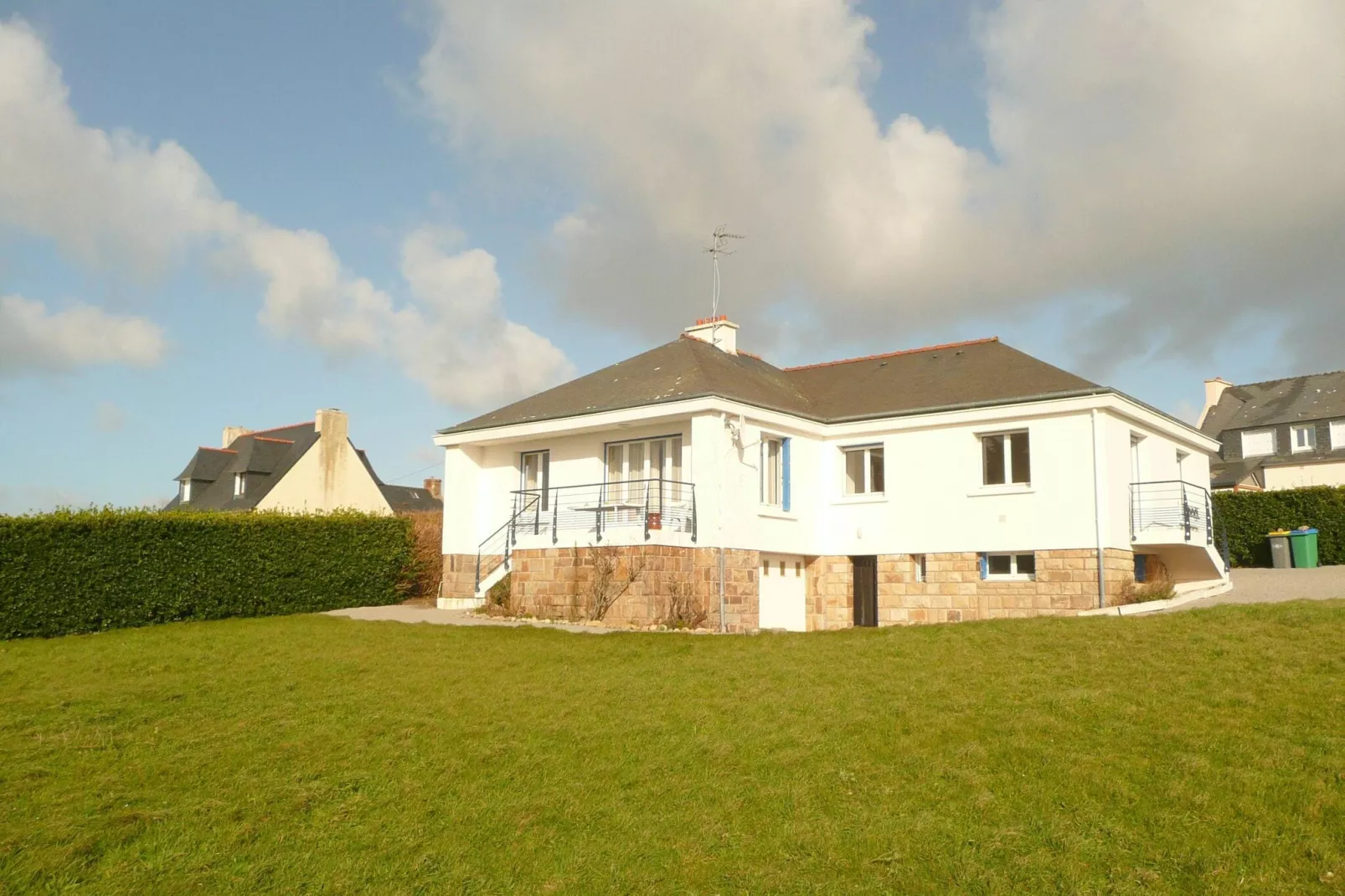 Ferienhaus mit 180° Panorama Meerblick Lampaul-Plouarzel-Exterieur winter