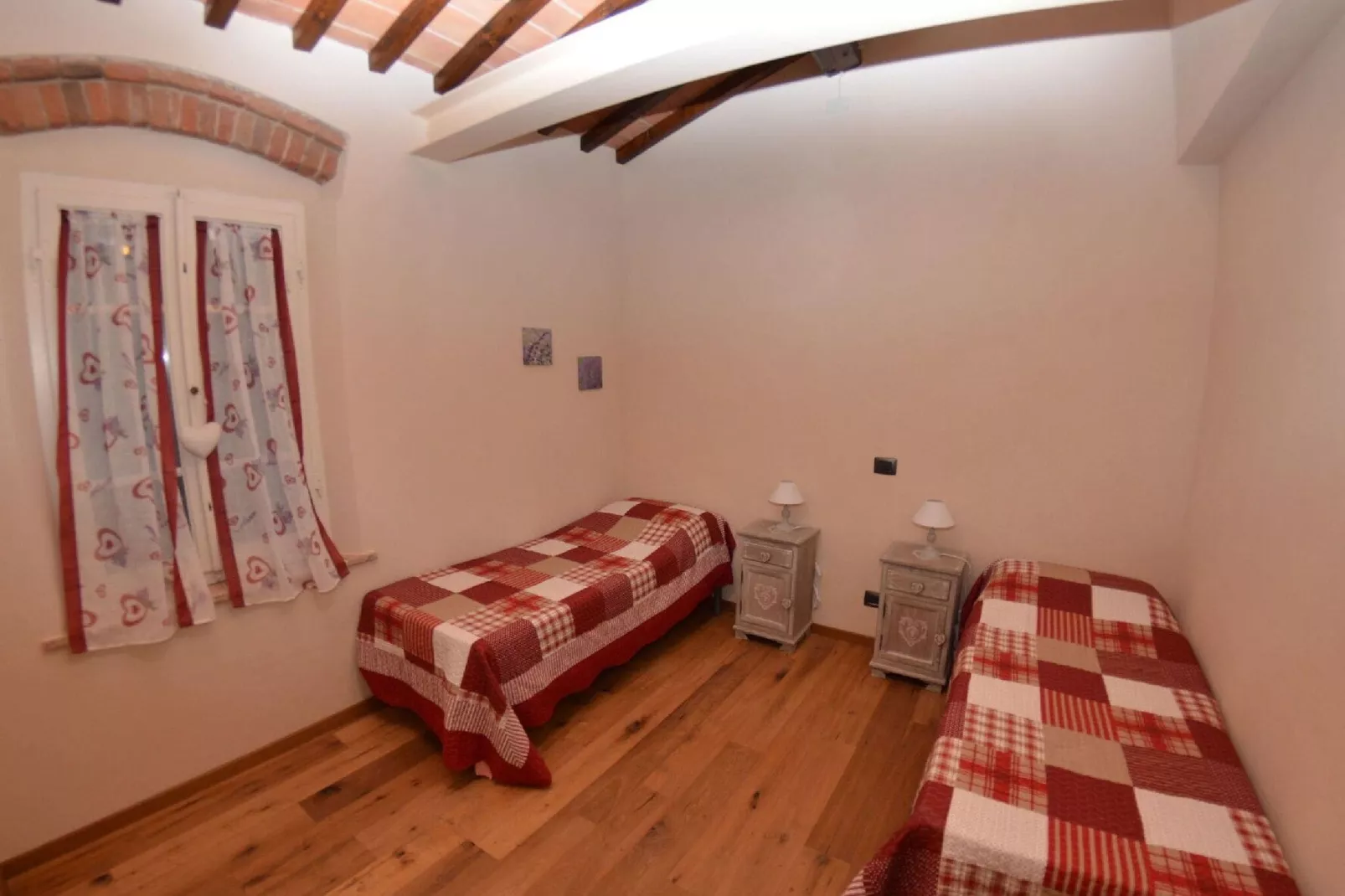 Al Colle Di Lari-Slaapkamer
