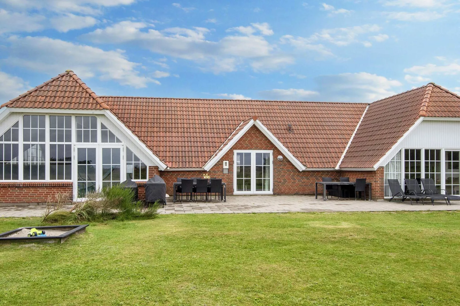 Luxe zwembadhuis bij zee -- By Traum Ferienwohnungen