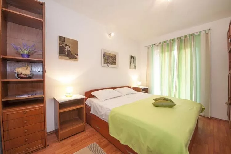 Apartments Kalajzic- Comfort Two Bedroom Apartment with Terrace(A1) (ST)-Slaapkamer