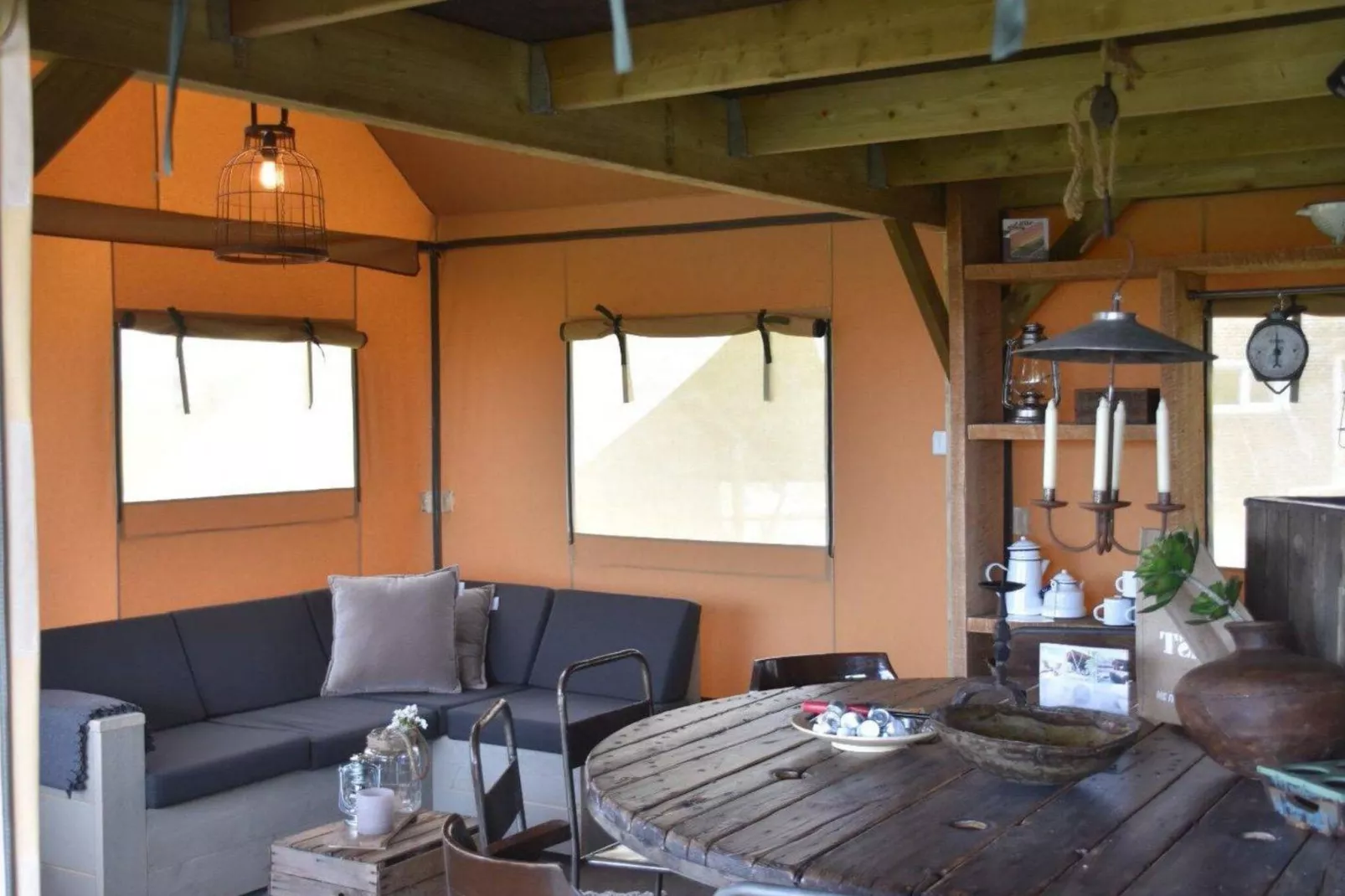 Beach Lodge Groot - Duynpark-Woonkamer