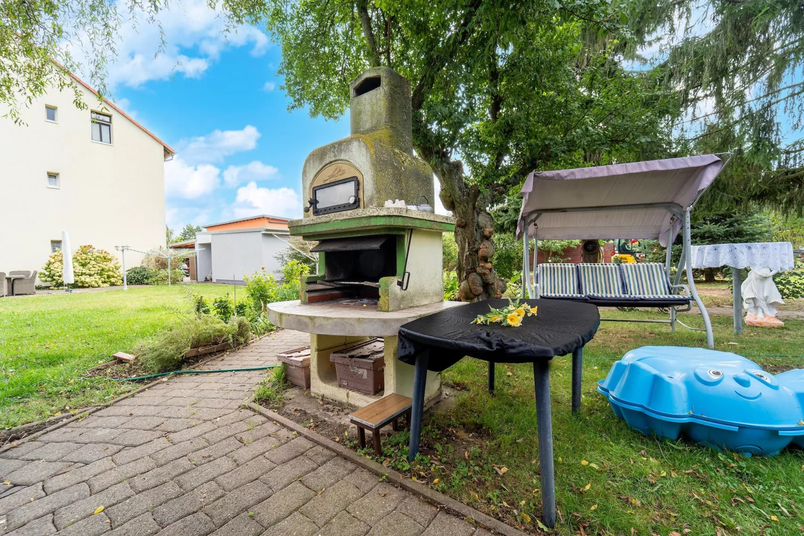 Ferienwohnung Petersberg-Tuinen zomer