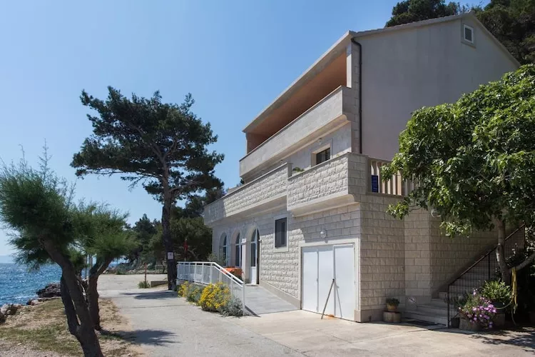 Apartments Bezek - Two bedroom Apartment with Sea View-Buitenlucht