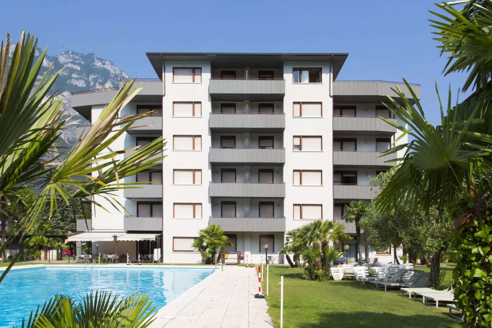 Residence Monica, Riva del Garda-AP1 STD-Buitenkant zomer