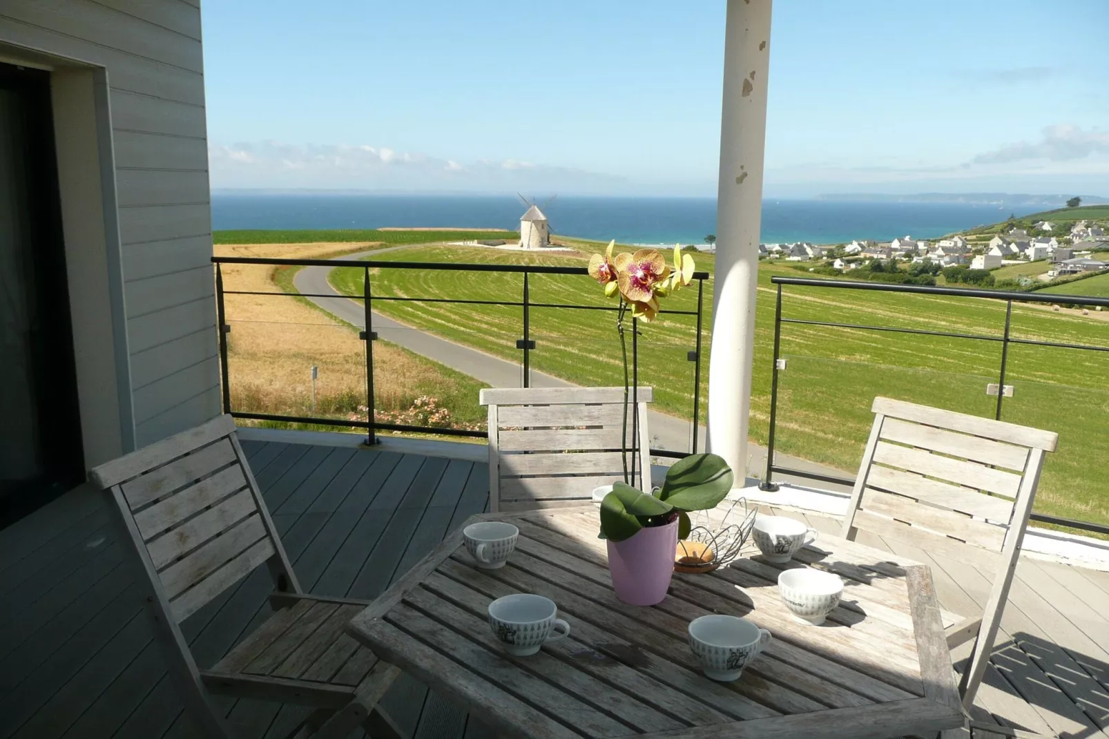 Premium-Ferienvilla mit Jacuzzi 180° Panorama-Meerblick Telgruc-sur-Mer-Terrasbalkon