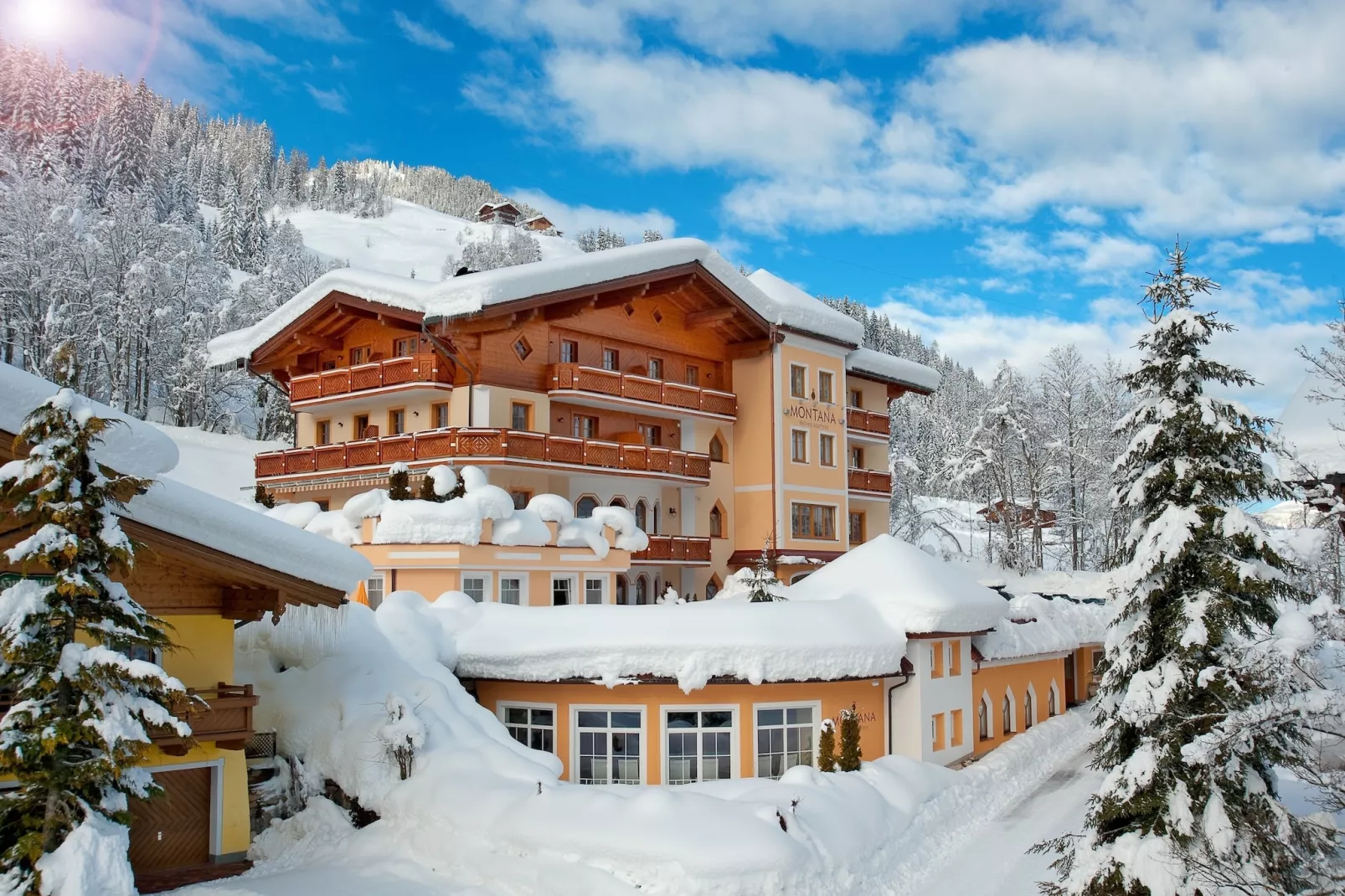 Appartement im Wellness-Aparthotel-Kleinarl-Exterieur winter