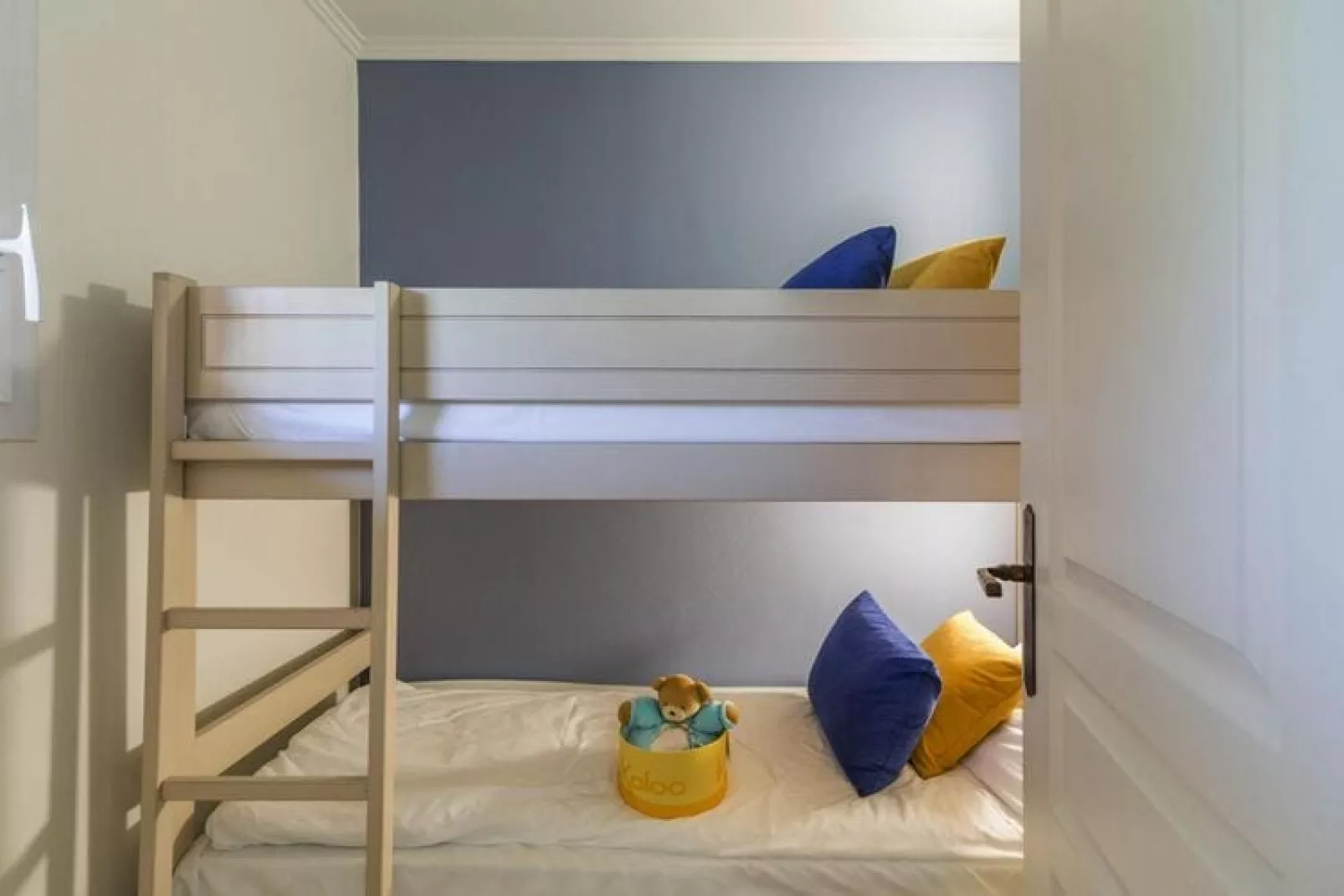 Residence Les Calanques, Les Issambres-27 Standard - Apt. 6 p. - 1 bedroom+1 sleeping alcove - terrace-Slaapkamer